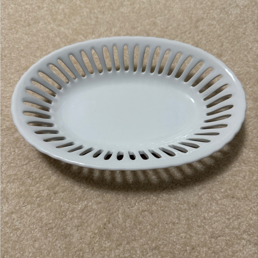 Vintage Everything Antique Reflections Oval Ribbon Platter for every Occasion